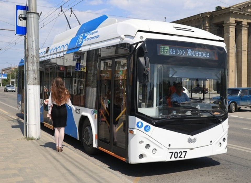 В Волгограде троллейбусному парку закупают две «Лады»